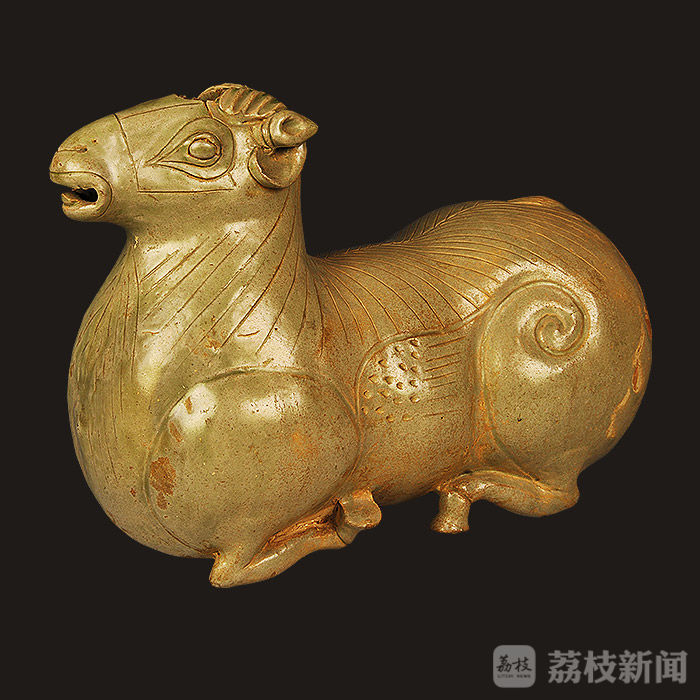 南京市六朝博物馆  东吴  青瓷羊