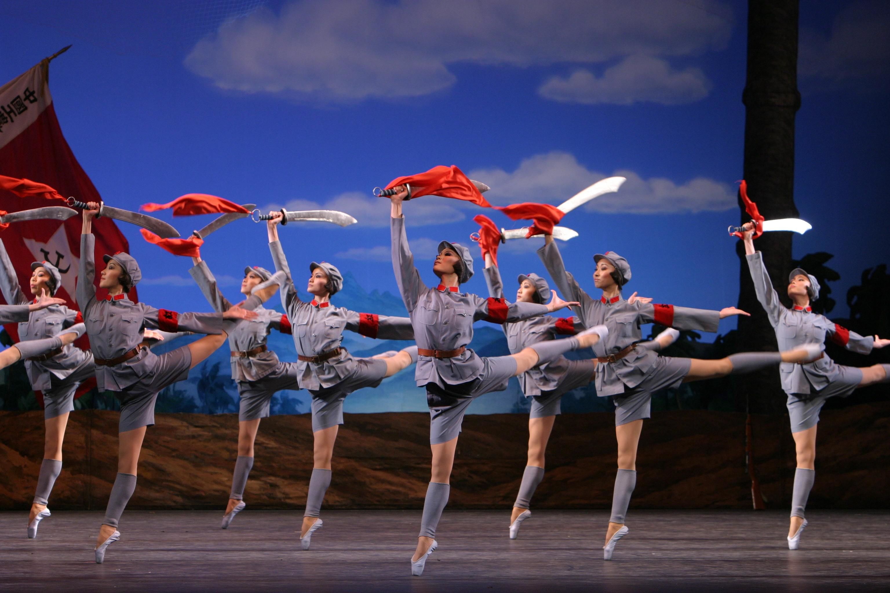 芭蕾舞红色娘子军71版图片