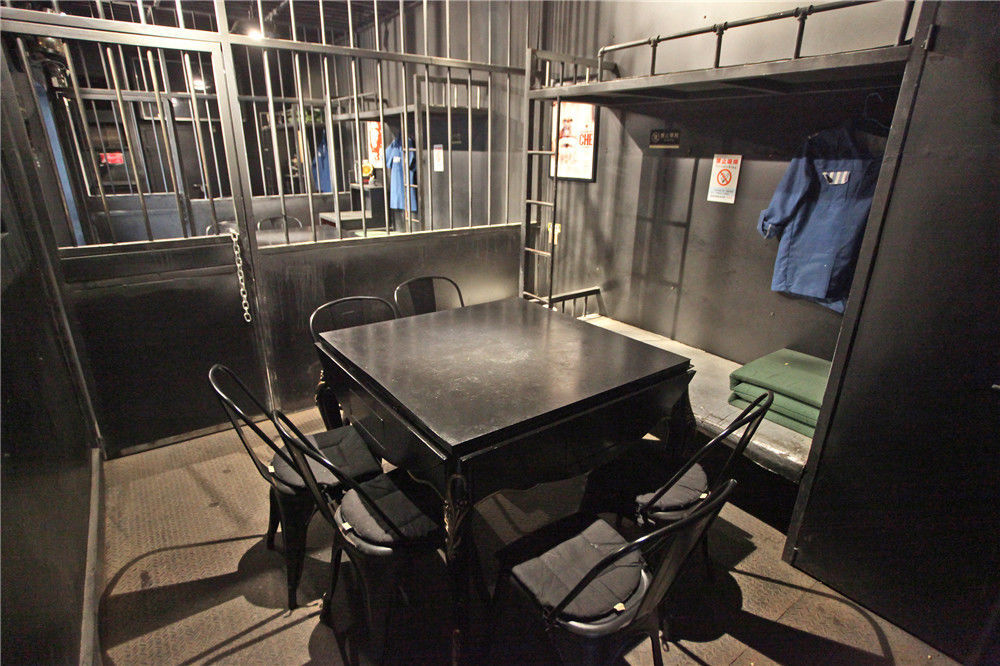 2019年1月15日,西安实拍监狱主题餐厅