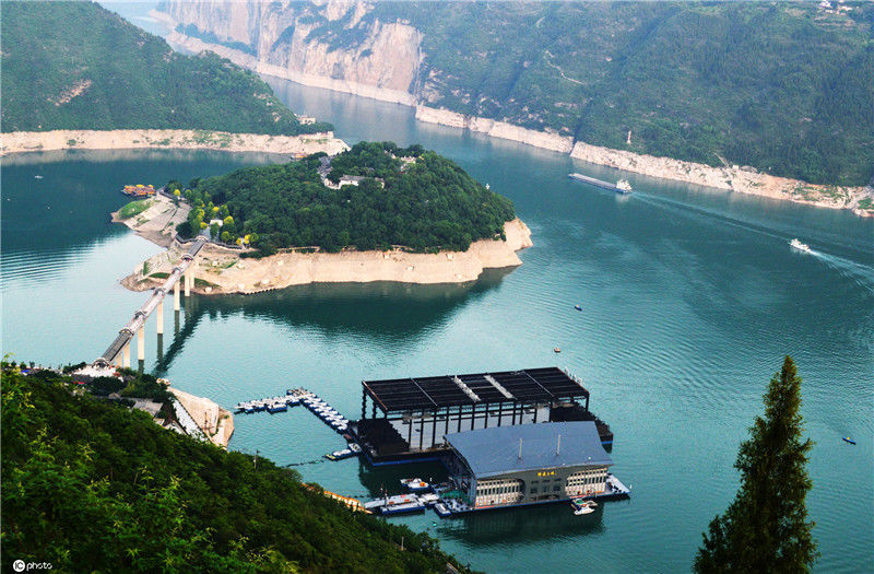 重庆奉节:绿染白帝 岛景秀丽
