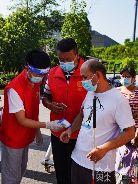 博爱医院代取报告代挂号老人体检全程引导，安稳完成检查的简单介绍