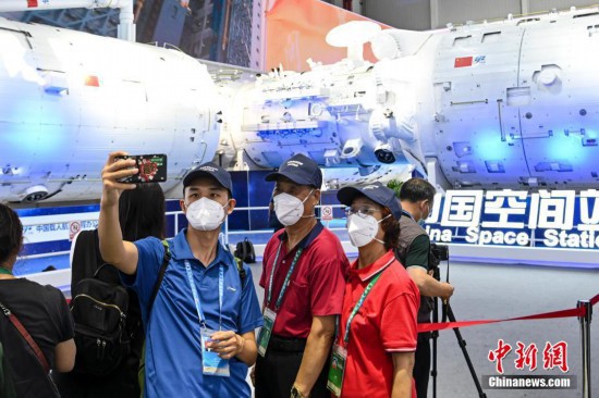 中国航展|第十四届中国航展：“中国空间站”受关注