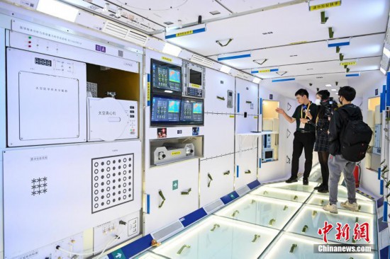 中国航展|第十四届中国航展：“中国空间站”受关注