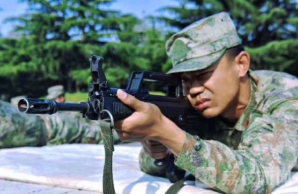 来看看新兵神枪手是如何炼成的|荔枝军事_荔枝网新闻