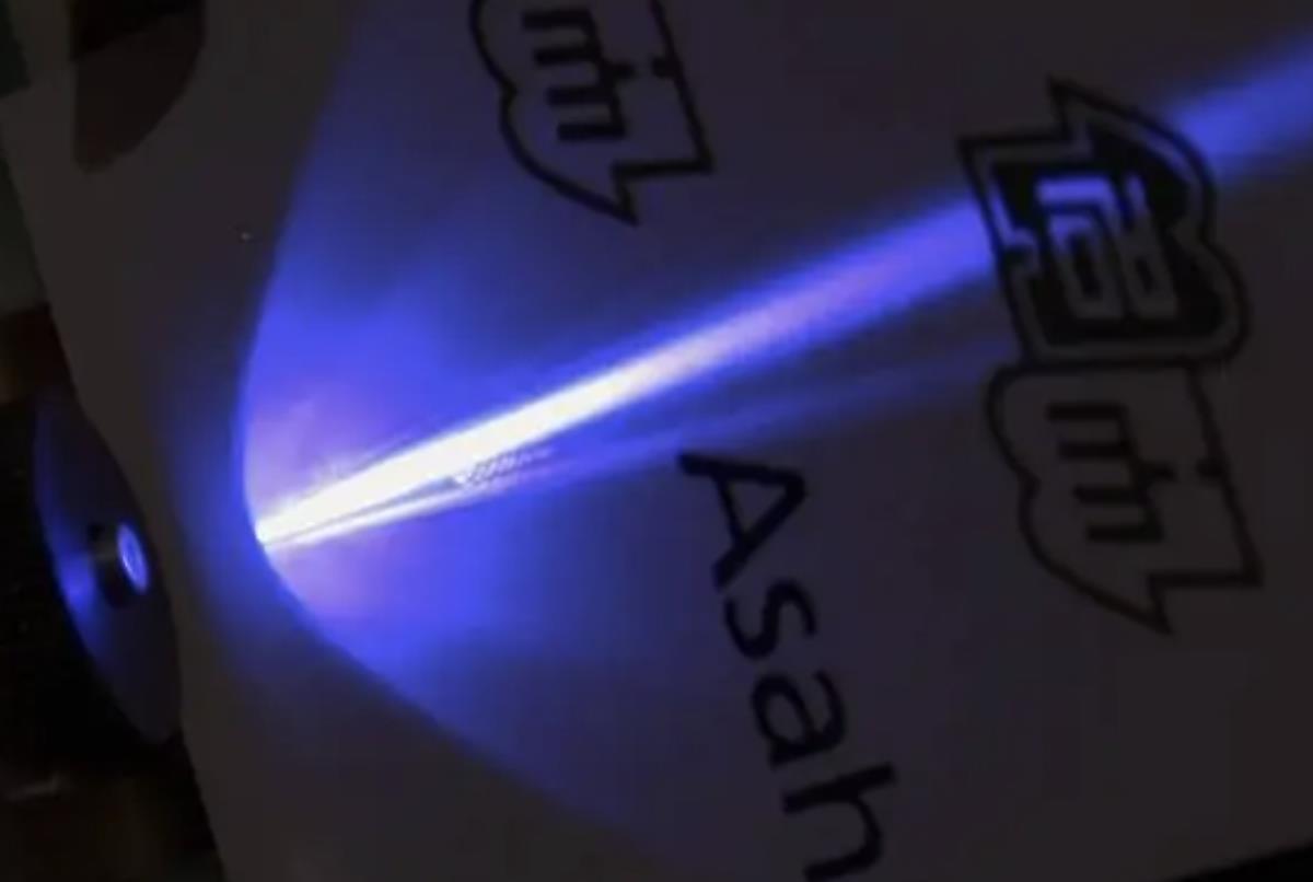 激光|深紫外激光二极管室温下发射连续波