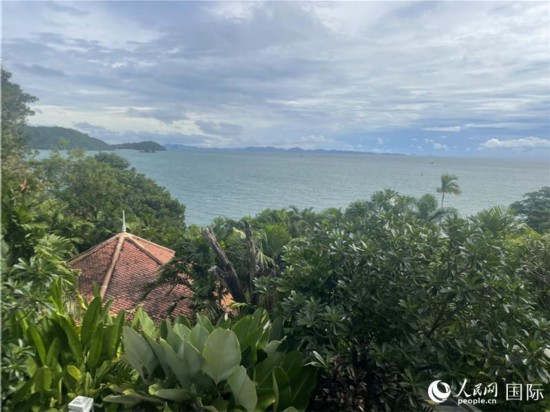 普吉岛海边。人民网记者 刘慧摄