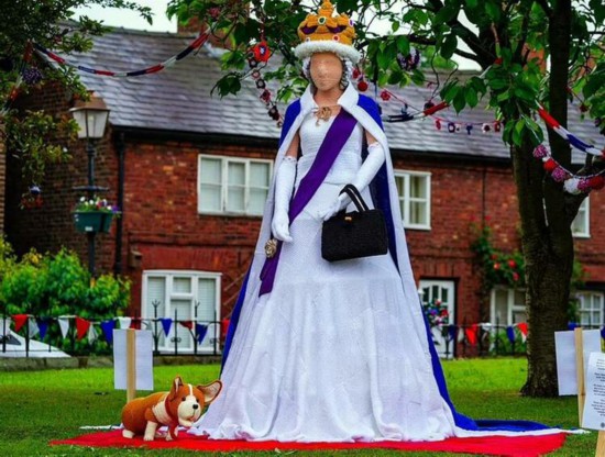 英女王登基70周年庆典倒计时，英国上下玩疯了&hellip;&hellip;