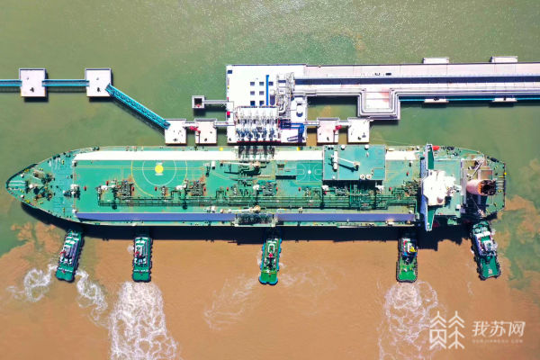 yancheng-green-energy-port-of-cnooc-put-into-operation