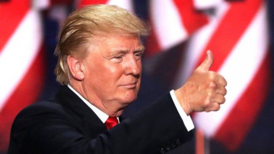 美媒：特朗普预测周二被捕后有人发帖呼吁&ldquo;内战&rdquo;，警方开始设路障 