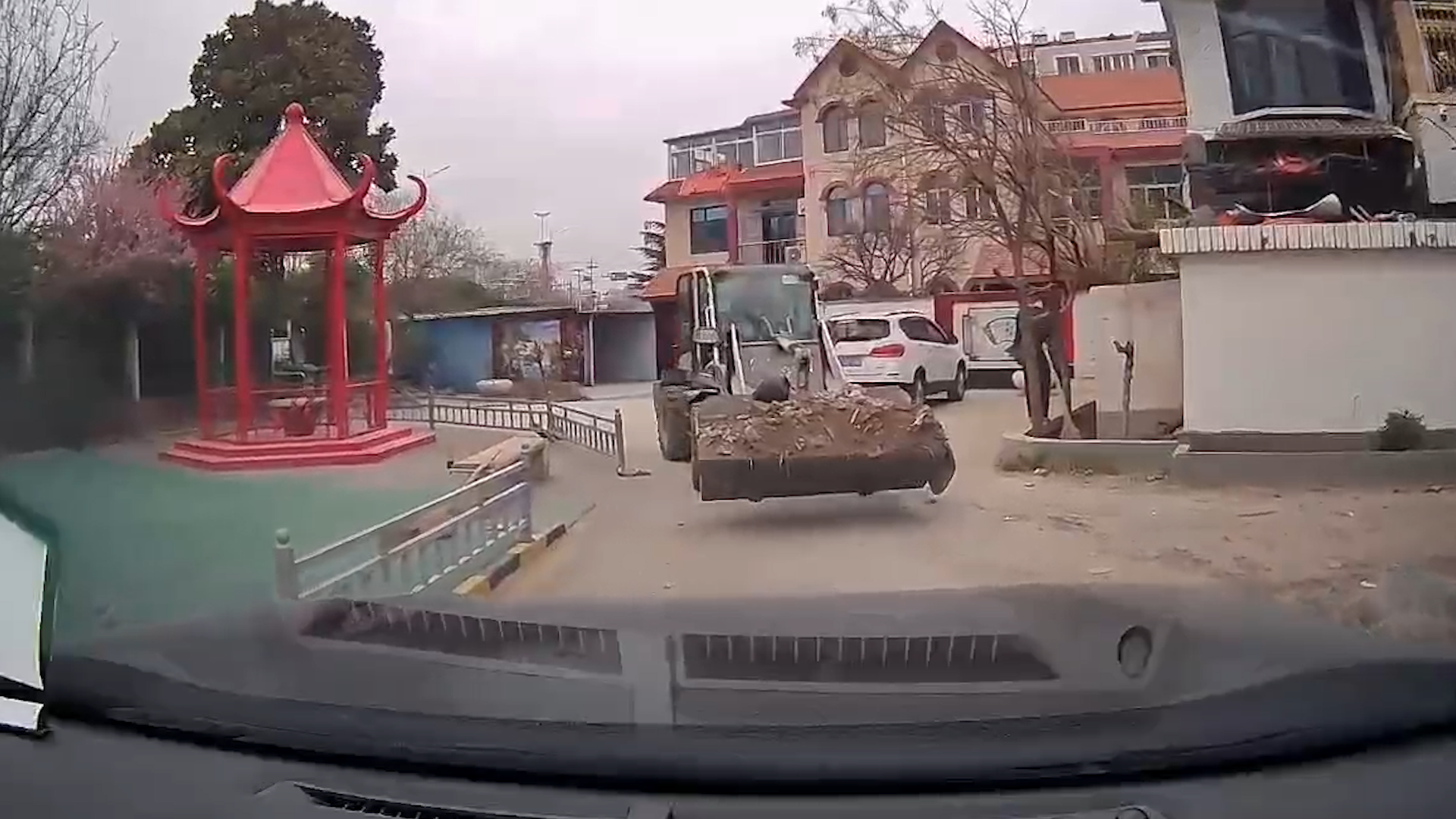 老人爭執中離世遺體無法從殯儀館接出  當地民政部門：正在積極協調處理
