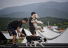  2023年9月2日，北京，2023狗巴迪勇士赛北京站在天泰山自然营地拉开帷幕，600余组人犬组合共同参与挑战。