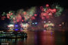 2024年2月11日，大年初二，香港农历新年烟花汇演如约而至，2万3千余发烟花在维港上空绚烂绽放。