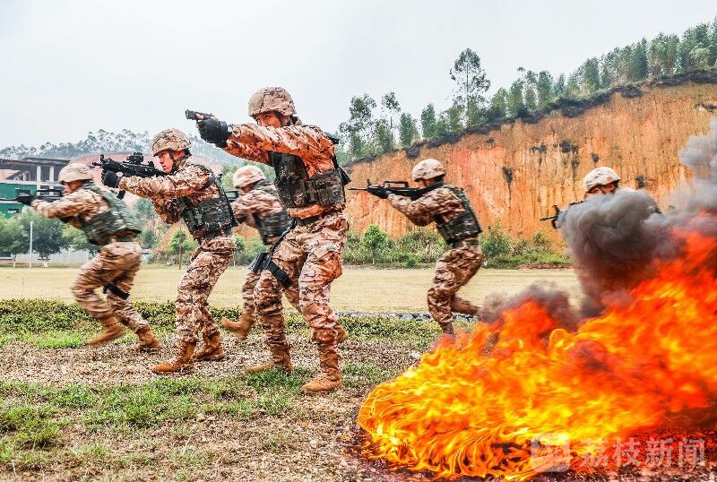 武警官兵掀起冬季练兵热潮荔枝军事